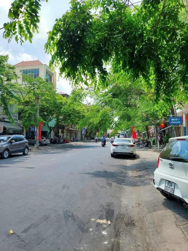 Bán căn nhà phường Trung Dũng. Ngay ngã ba thành.nhà thuốc Sơn minh