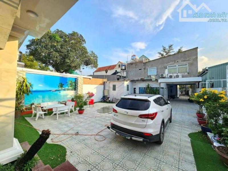 CHO_THUÊ_NHÀ NGUYÊN CĂN VILLA MINI ĐẸP NGAY GX LỘC LÂM -hố nai • Diện Tích : 180m2 ➡ Nhà