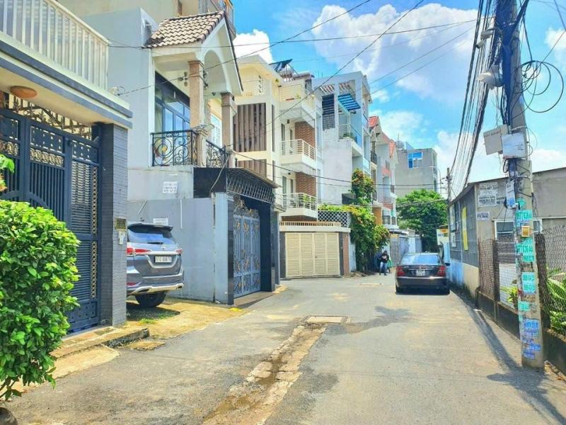 🚘HẺM NHỰA 8M - TRƯƠNG VĂN HẢI 📍NGAY VINCOM LÊ VĂN VIỆT- 80M2 - NGANG 5X16M- 2 TẦNG 👉CHỈ CÒN 4.X T