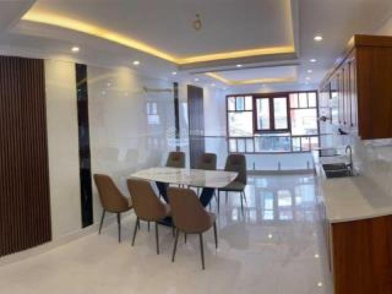 Siêu vip nhà 50m2 x 5,5 tầng mới thang máy gara ôtô phố chu huy mân hàng xóm vincom, giá 6,5 tỷ