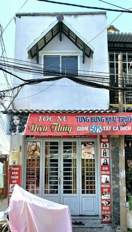 KIẾM ĐÂU RA NHÀ MẶT TIỀN HẺM KINH DOANH, XE HƠI QUA LẠI HÀNG NGÀY.