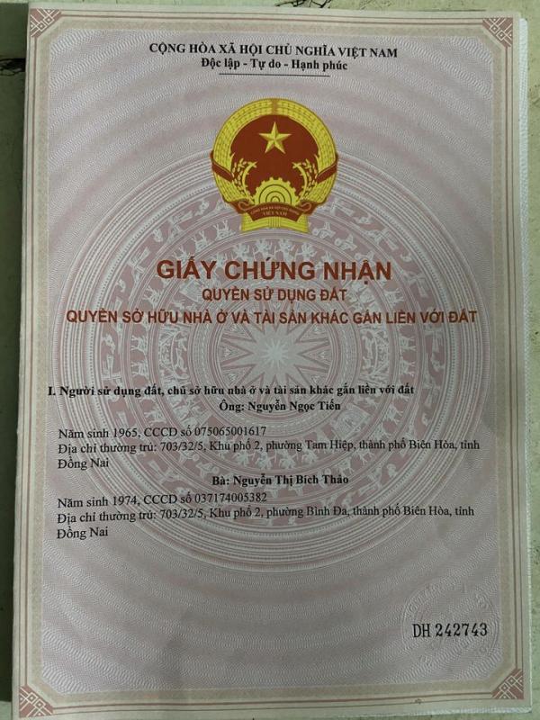 Bán đất tặng nhà 