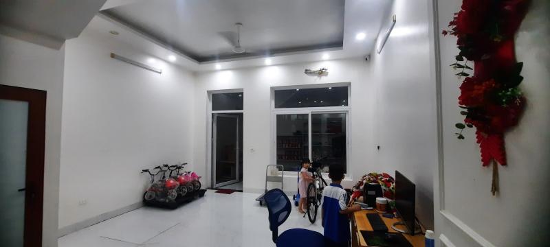 Anh họ nhờ bán Louis City 100 m2 