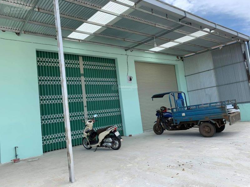 Cho thuê kho xưởng giá rẻ ngay trung tâm xe container vào được