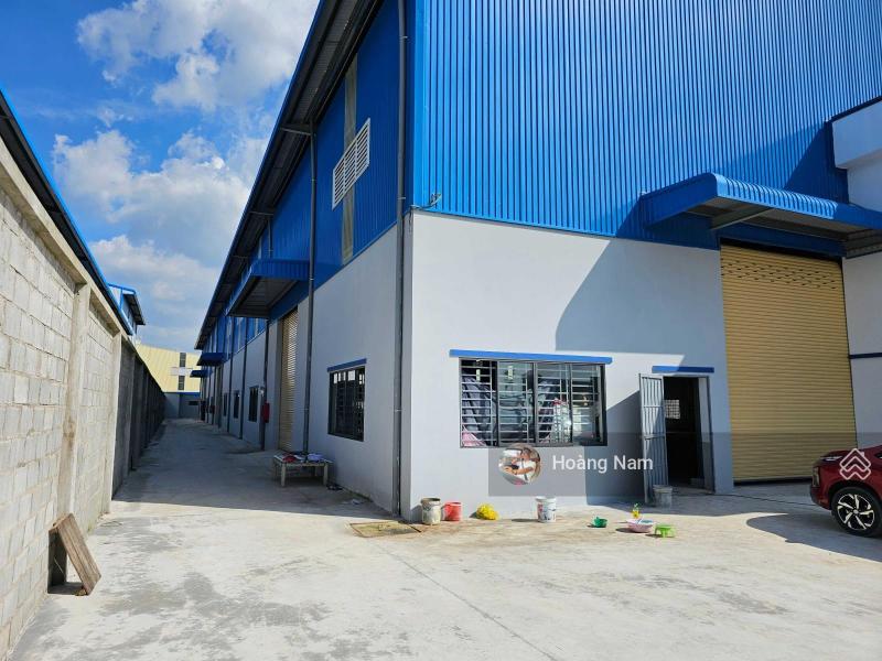 Bán xưởng 6500m2. Đức Hòa Long An. Làm được phân bón. TBVTV, giá rẻ