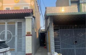 Nhà quận 12 , gần chợ Hiệp Thành .