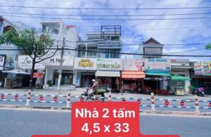 Nhà 2 tấm , Mặt tiền đường Nguyễn Ái Quốc  P.Tân Hiệp, gần BigC ngã 4 Tân Phong