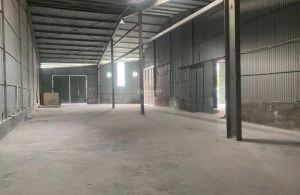 Chính chủ cho thuê kho xưởng diện tích: 150m2 - 900m2 Khu Ngã Tư Trôi - mặt đường QL32