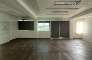 Văn phòng 90m2, giá chỉ 15triệu/tháng, gần sân bay, ngay trung tâm thành phố